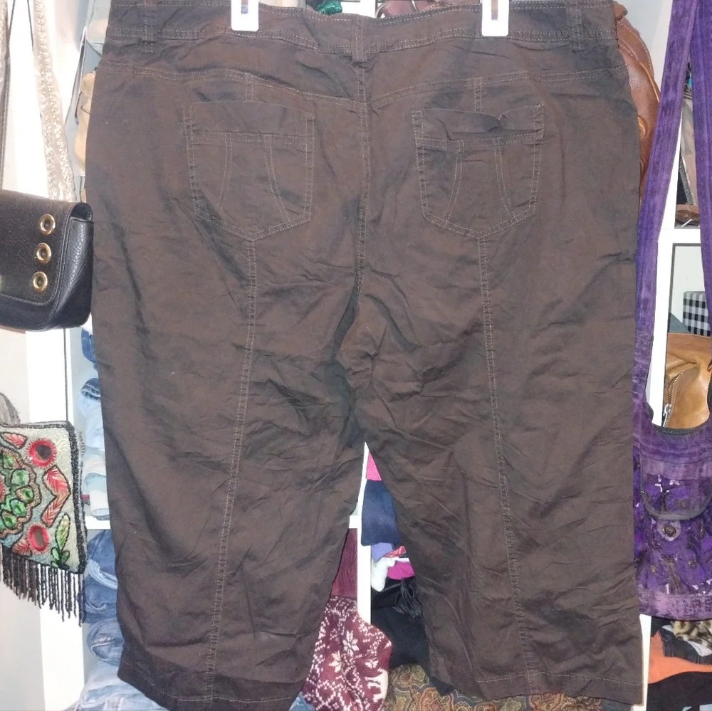 North Crest Brown Cargo Shorts 20W - Picture 5 of 10